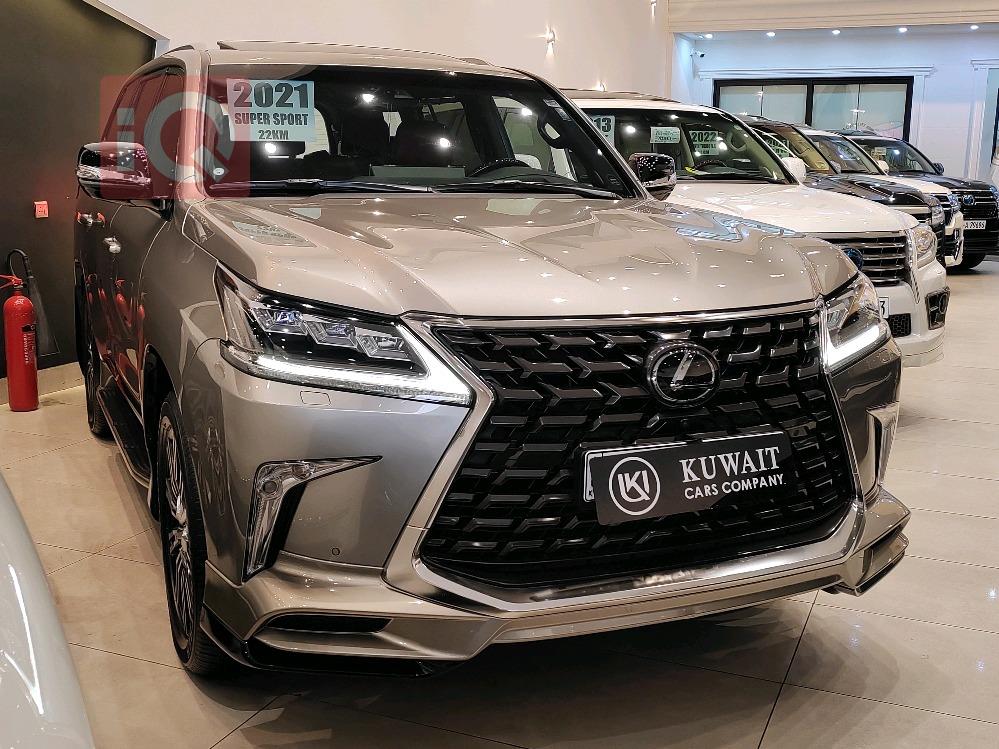 Lexus LX
